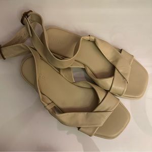 Vince Cream Reza Sandal
